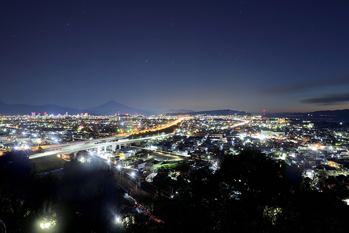 静岡市夜景と富士山