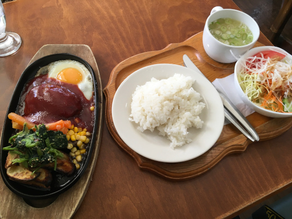 ハンバーグランチ1100円