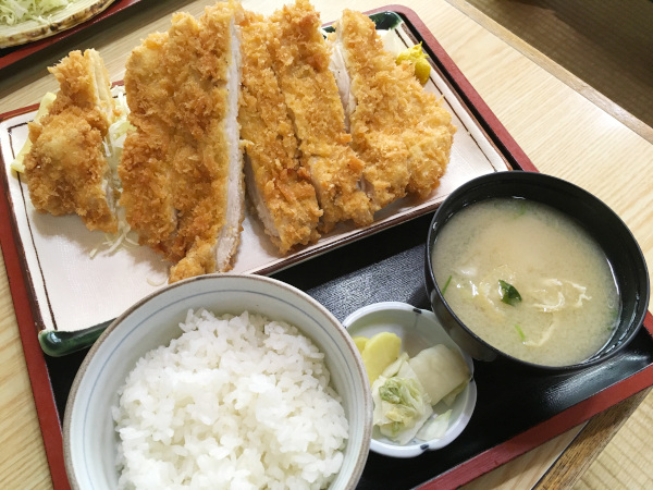 チキンカツ定食