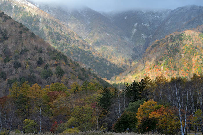 雪雲、紅葉湯ノ湖