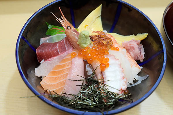 特上海鮮丼