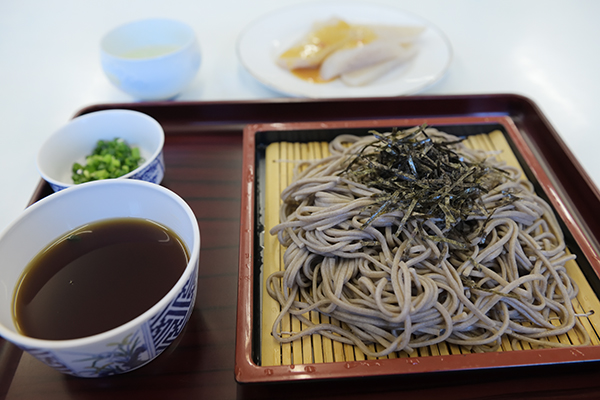 蕎麦とこんにゃくで850円