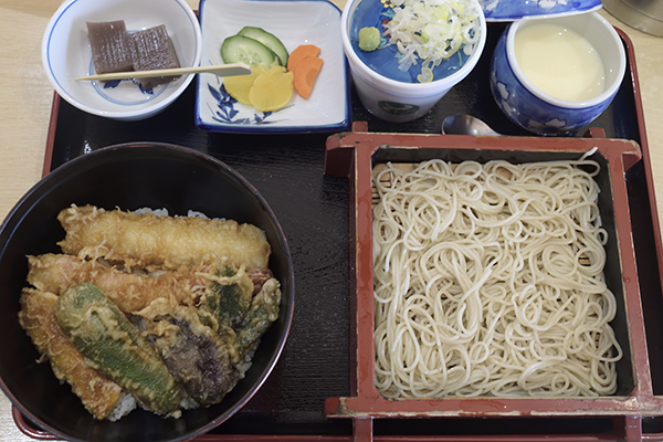 更科の蕎麦ランチ