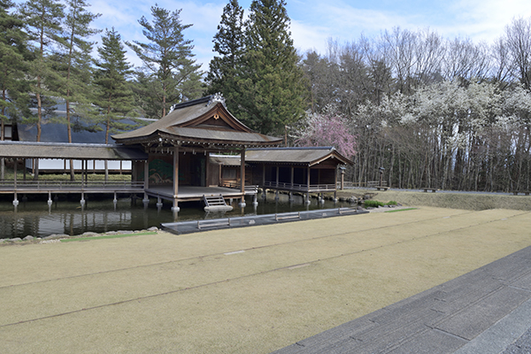 能部隊もある神社です