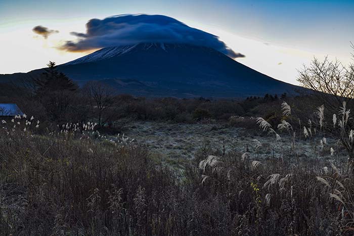 富士ヶ嶺の傘雲