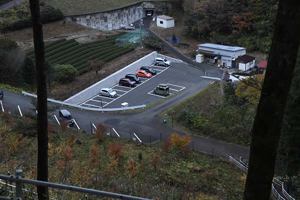 湖上駅駐車場から登山