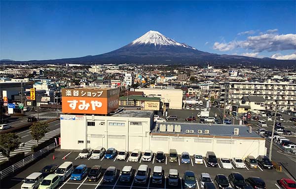 富士商工会議所４階からの富士山