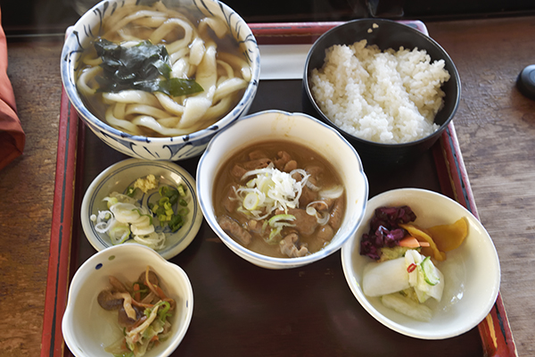 もつ煮定食