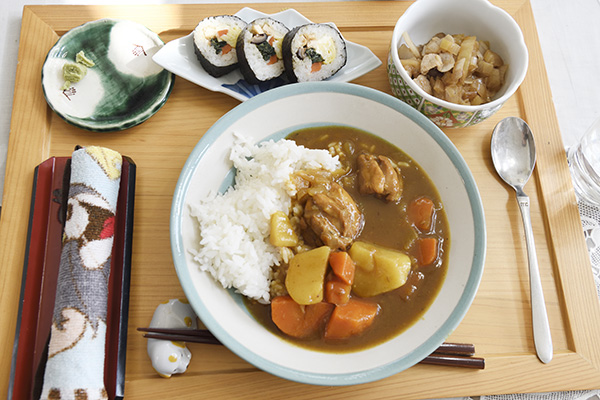 カレーライス＋恵方巻