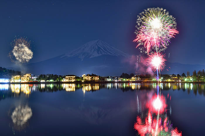 春まち湖畔の花火