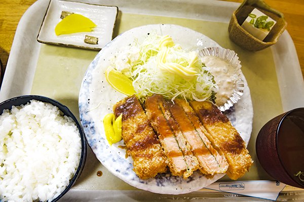 朝霧サーモンのフライ定食