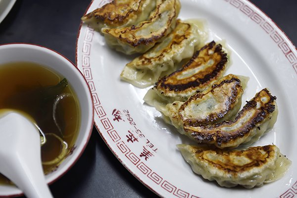 餃子も７個ありました。