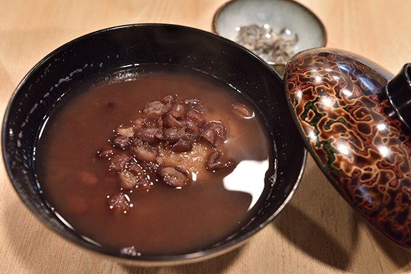 三朝温泉名物とち餅雑煮