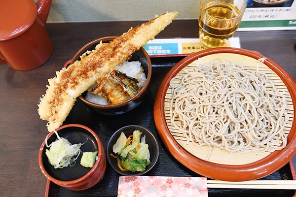 穴子丼と蕎麦