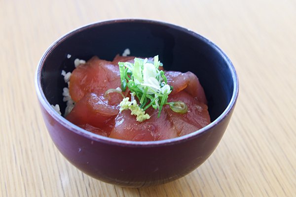 マグロのヅケ丼