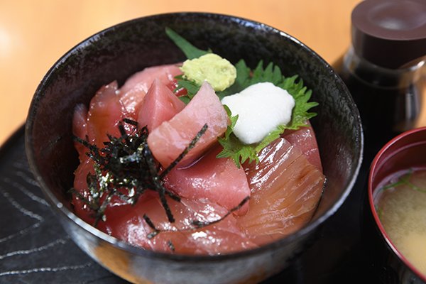 紅白丼