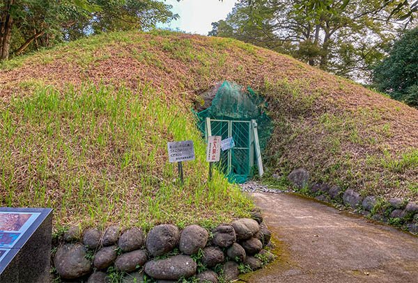 賎機山古墳