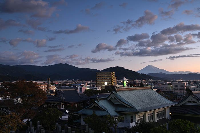 静岡市街地の低山からの富士山