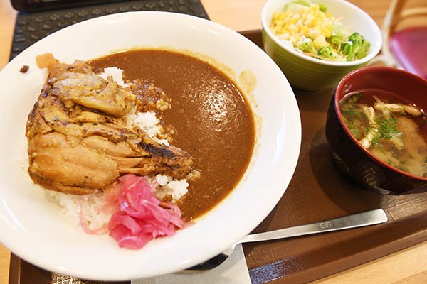 ほろほろ鳥とカレーのモーニング