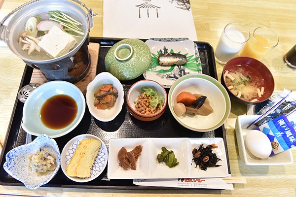 レストラン鶴の朝食