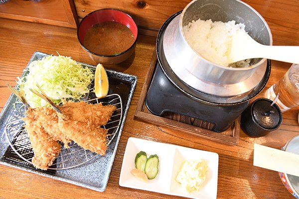 ゆうゆうの釜炊き、アジフライ定食