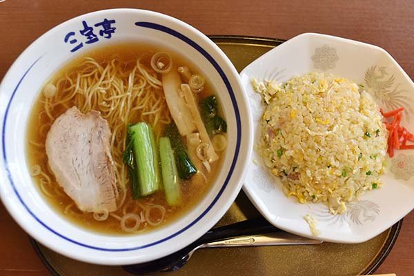 ラーメンチャーハン