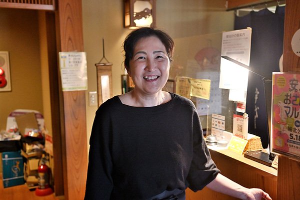 うおかね女将から、マグロ角煮をいただきました。