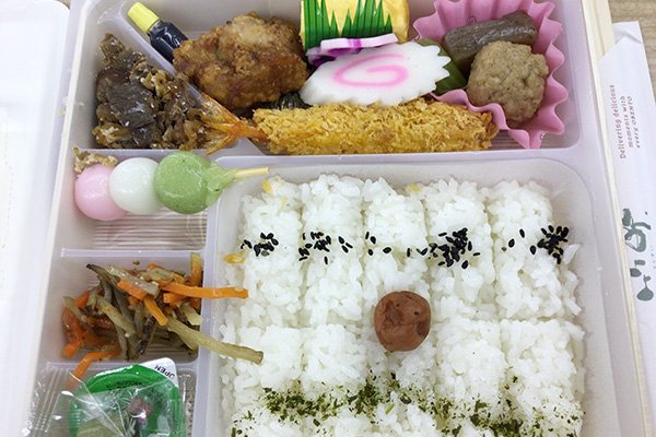 御弁当も出してもらえました