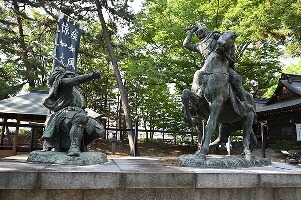 信玄、謙信の一騎打ち