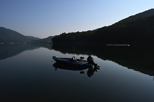 早朝の木崎湖