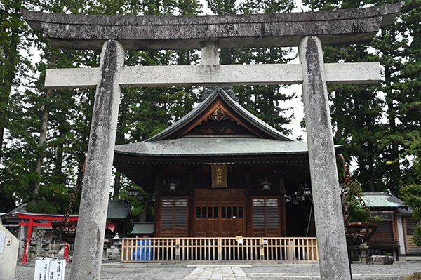 長姫神社にお参り
