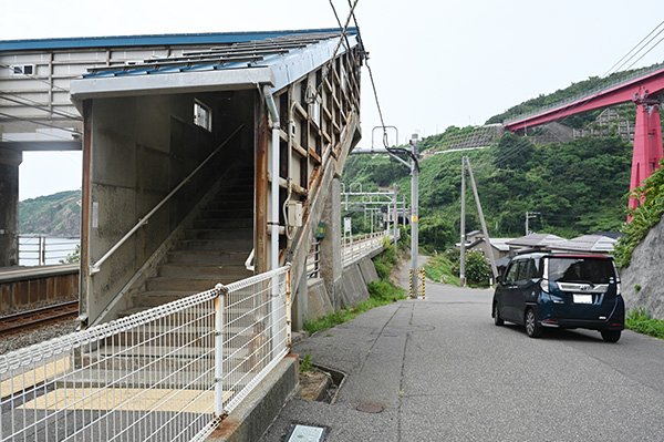 国道８号（赤い橋）へもどり上越市（高田）経由で道の駅妙高あらいを目指します。