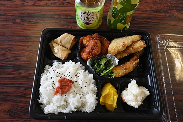 セミナスタッフと同じお弁当をいただけました。