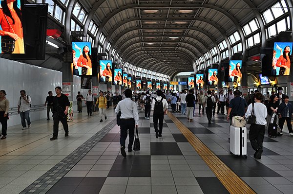 品川駅自由通路