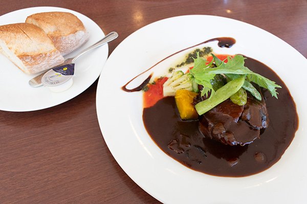 洋食工房のタンシチュー