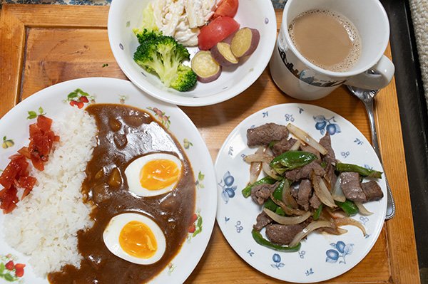 冷蔵庫の残り素材を使いカレーライス