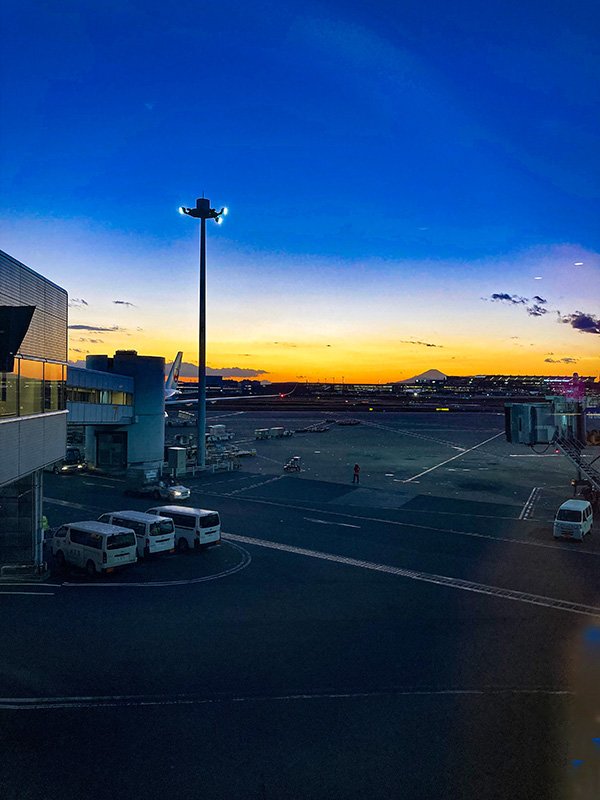羽田空港の夕焼け