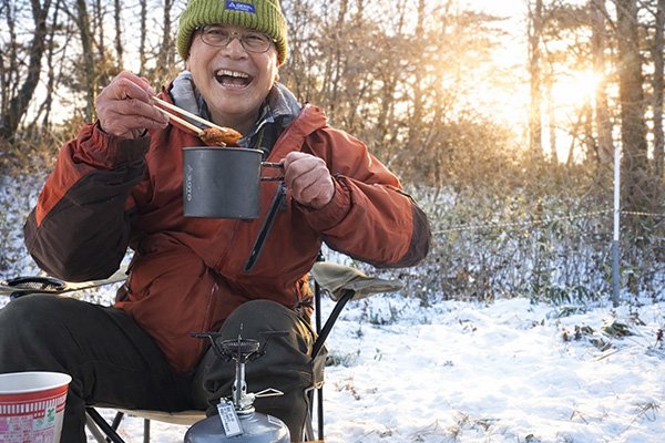 雪原の駐車場でいただきます