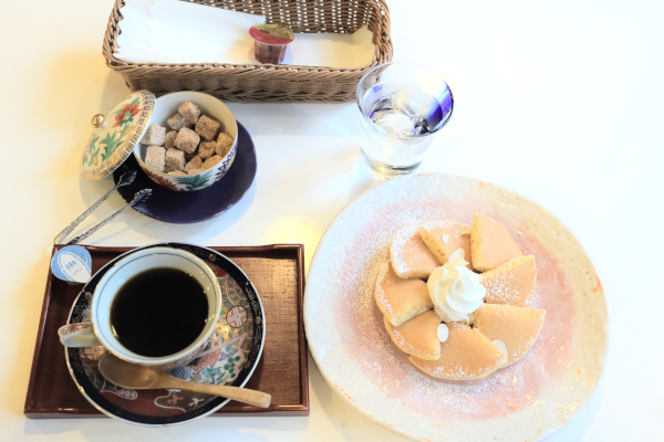 メリーのホットケーキとコーヒーセット1100円