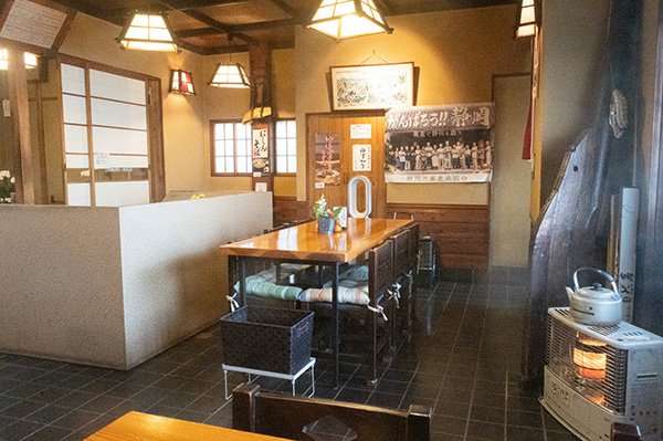 老夫婦経営の昔ながらの店