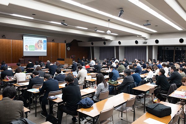 AIセミナー後、共同通信が30分しゃべる