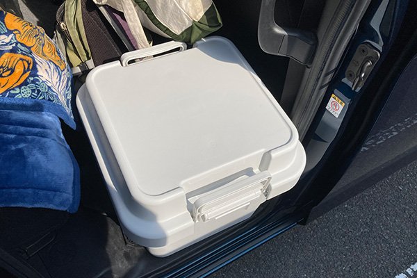 衣装ケースを買う