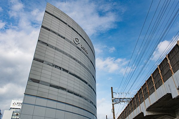 場所は静岡市あざれあ