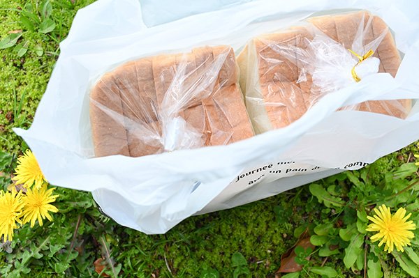 パンを二斤買いました。