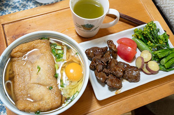うどんとレバー炒め定食