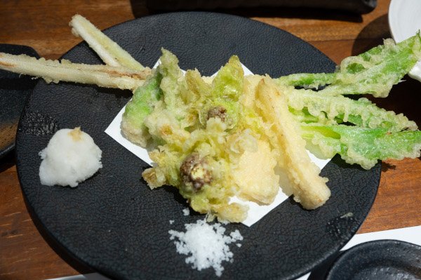 春の山菜天ぷら