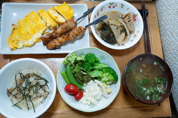 あるものをかき集めて卵焼きランチ