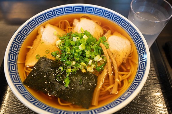 ラーメン大