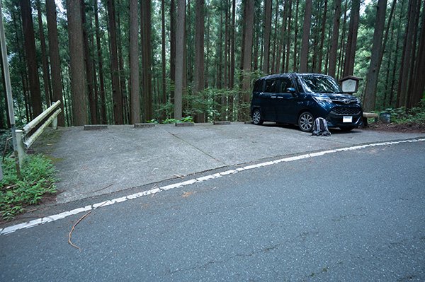龍王権現の滝駐車場