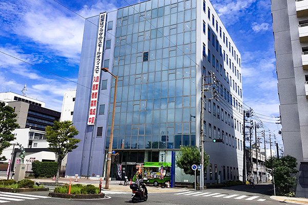 帰路に青色申告会に立ち寄りました